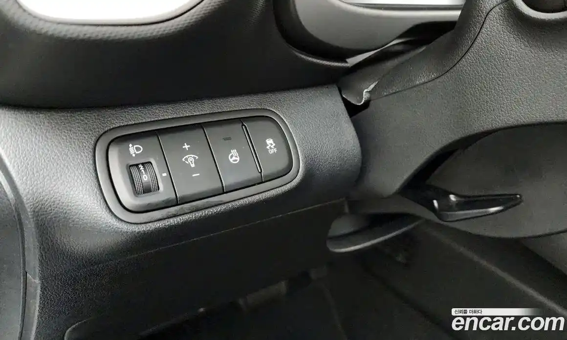 Hyundai Venue 2023 1.6 Автомат в Москве № 42488, фото 16