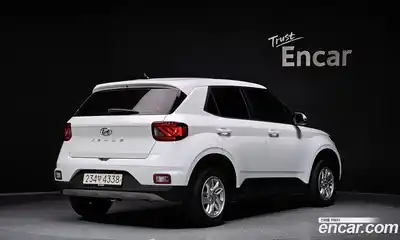 Hyundai Venue 2023 1.6 Автомат в Москве № 42488, миниатюра 2