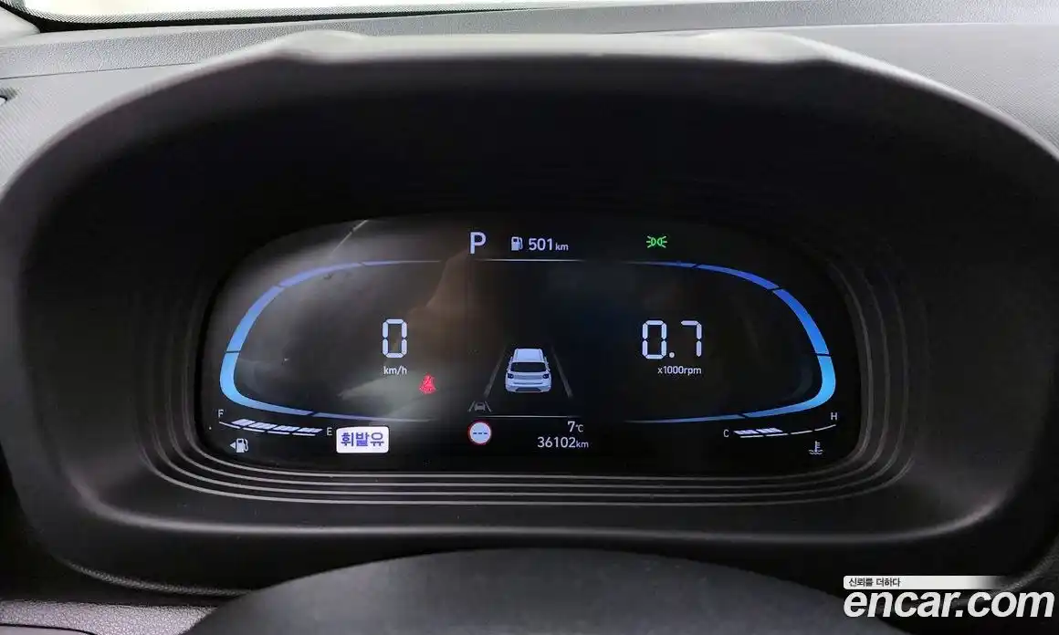 Hyundai Venue 2023 1.6 Автомат в Москве № 42488, фото 8