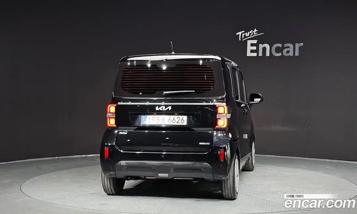 Kia Ray 2024 1.0 Автомат в Москве № 52660, фото 4