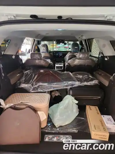 Kia Canival 2025 3.5 Автомат в Москве № 53052, миниатюра 4