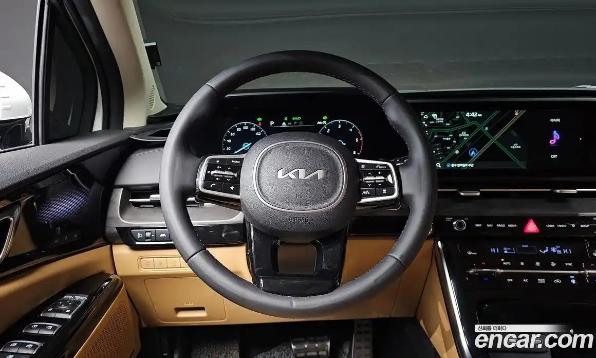 Kia Canival 2023 2.2 Автомат в Москве № 54195, фото 12