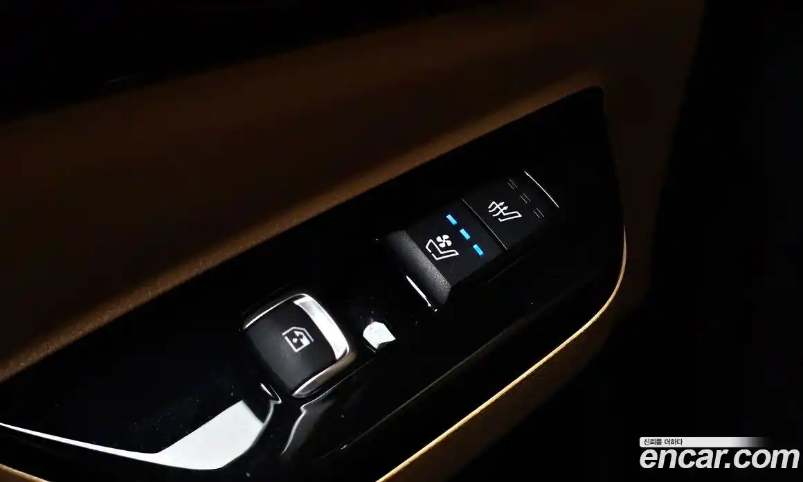 Kia Canival 2023 2.2 Автомат в Москве № 54195, фото 17