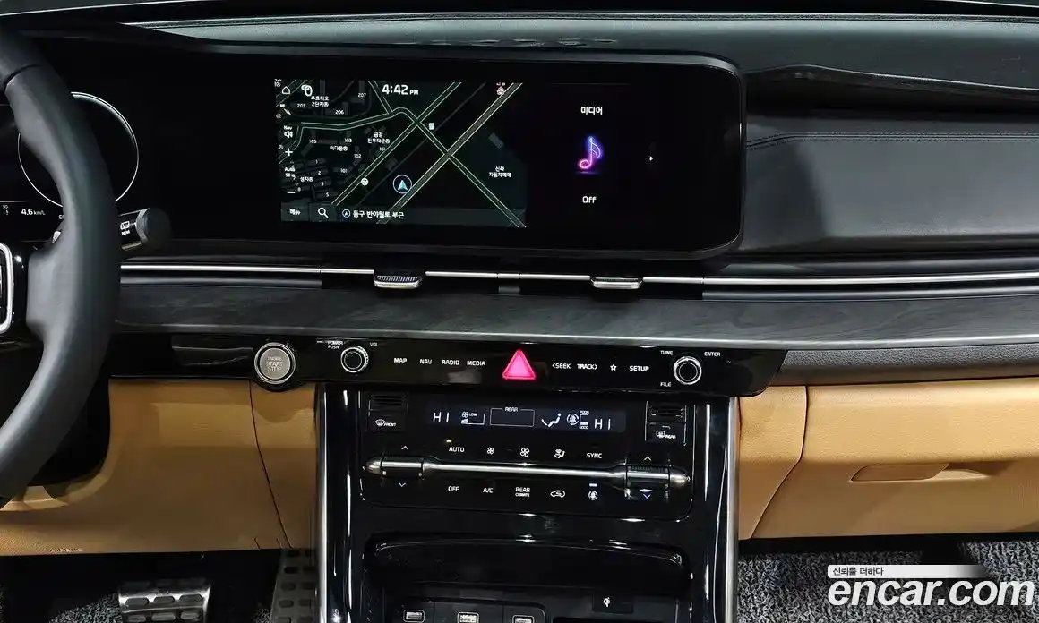 Kia Canival 2023 2.2 Автомат в Москве № 54195, фото 3