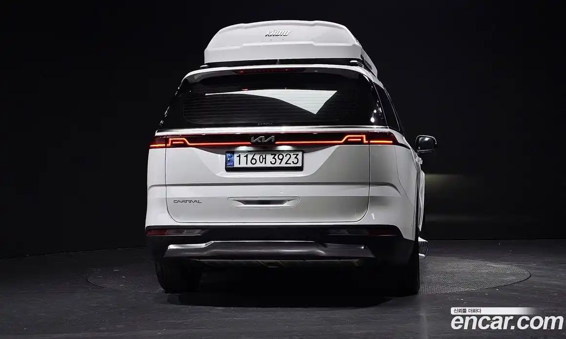 Kia Canival 2023 2.2 Автомат в Москве № 54195, фото 9