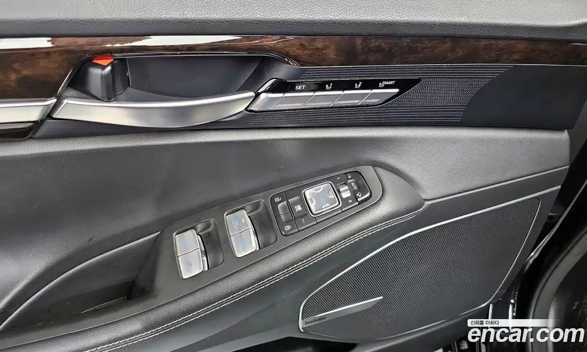 Genesis G90 2019 3.8 Автомат в Москве № 58268, фото 10