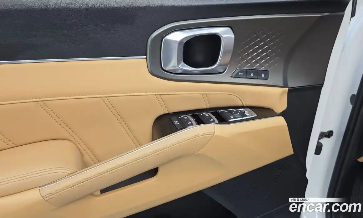 Kia Sorento 2023 1.6 Автомат в Москве № 748, фото 17