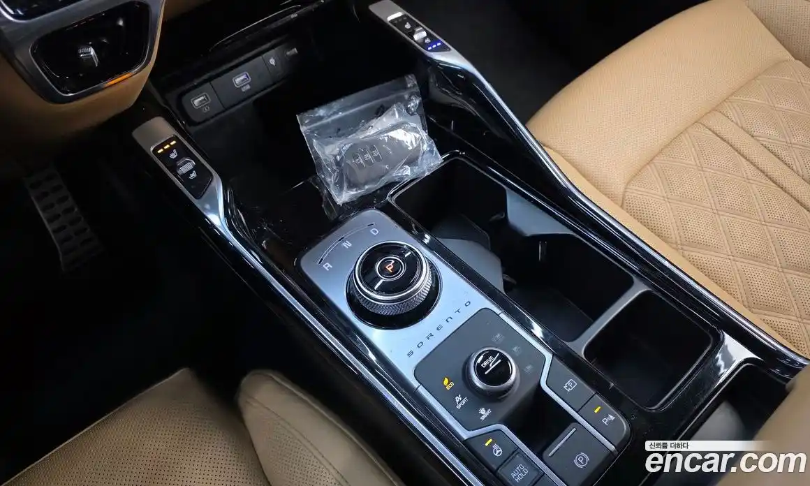 Kia Sorento 2023 1.6 Автомат в Москве № 748, фото 9