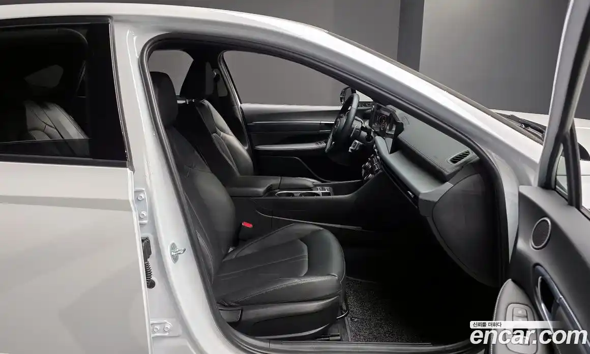 Hyundai Sonata 2025 2.0 Автомат в Москве № 7810, фото 20