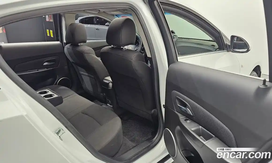 Chevrolet Cruze 2012 1.8 Автомат в Москве № 80831, фото 13