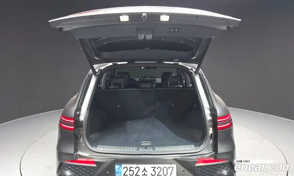 Genesis GV70 2021 2.5 Автомат в Москве № 83359, фото 9