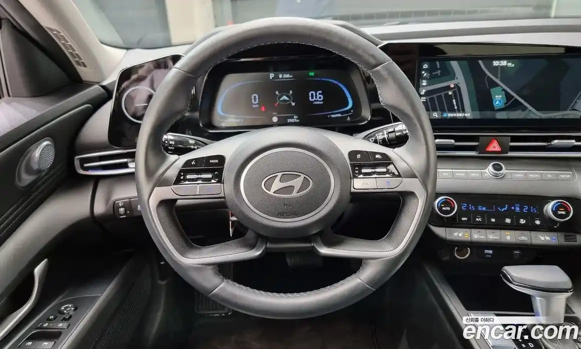 Hyundai Avante 2024 1.6 Автомат в Москве № 8510, фото 13