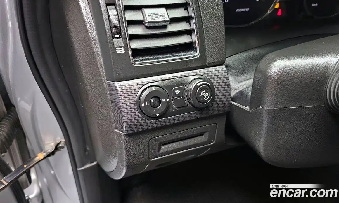 Chevrolet Captiva 2015 2.0 Автомат в Москве № 103612, фото 15