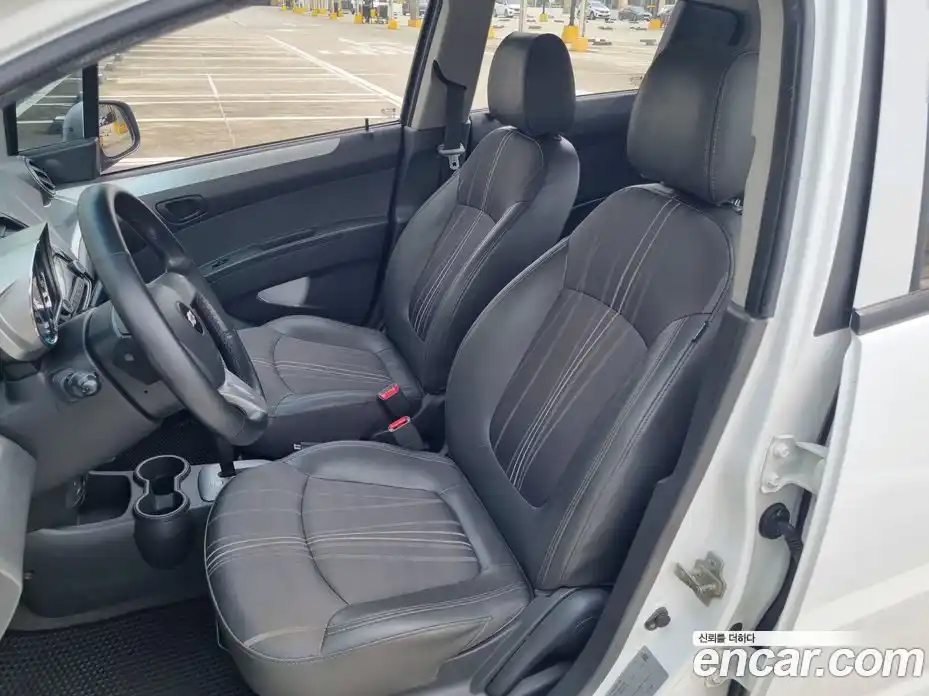 Chevrolet Spark 2014 1.0 Автомат в Москве № 104505, фото 12