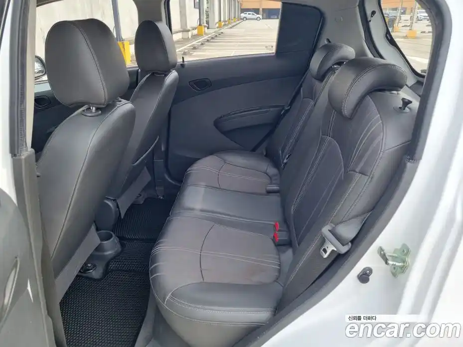 Chevrolet Spark 2014 1.0 Автомат в Москве № 104505, фото 13