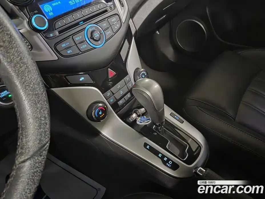 Chevrolet Cruze 2016 1.8 Автомат в Москве № 104945, фото 14