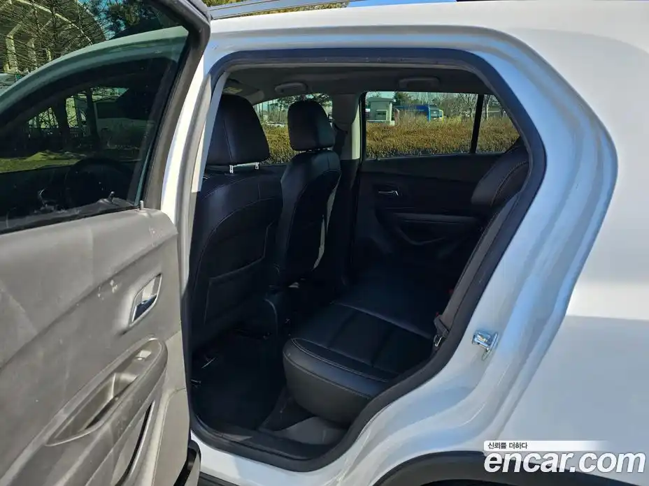 Chevrolet Trax 2021 1.6 Автомат в Москве № 105038, фото 11