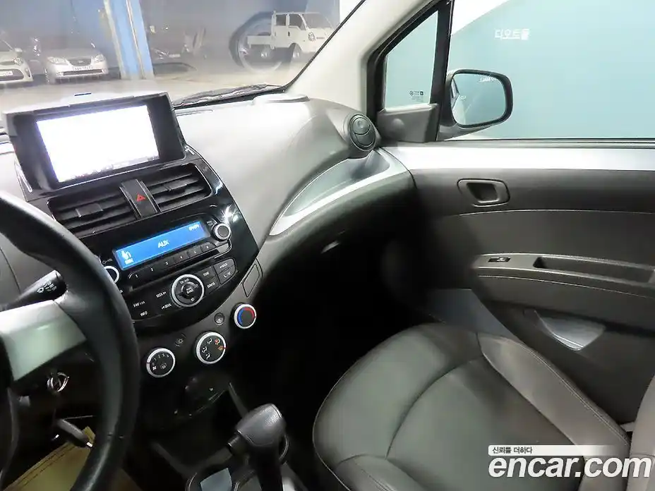 Chevrolet Spark 2013 1.0 Автомат в Москве № 105835, фото 12
