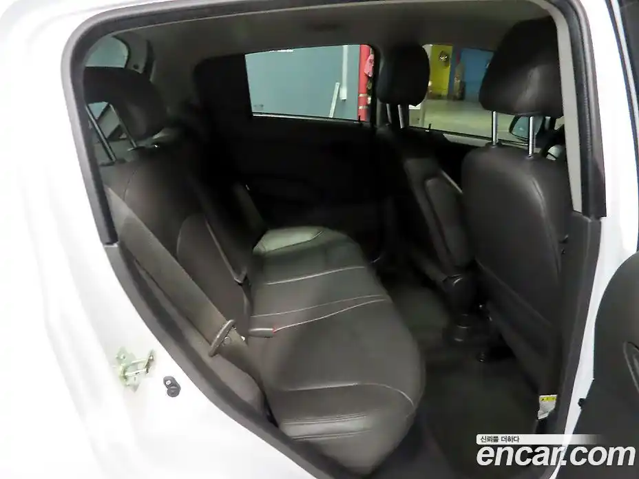 Chevrolet Spark 2013 1.0 Автомат в Москве № 105835, фото 8