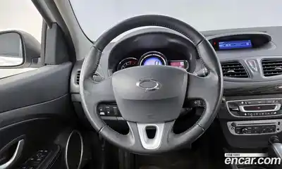 Renault SM3 2014 1.6 Автомат в Москве № 106091, миниатюра 4