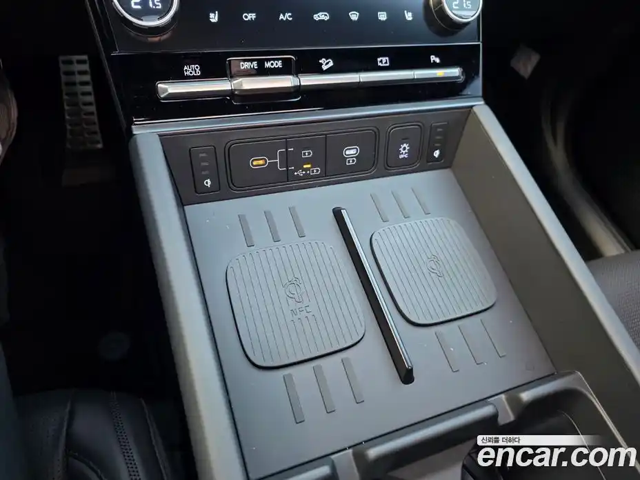 Hyundai Santa Fe 2025 1.6 Автомат в Москве № 107933, фото 12