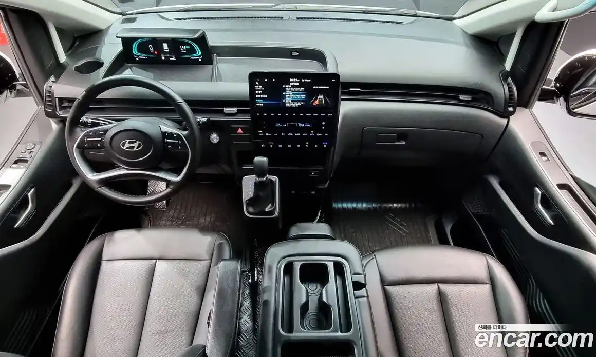 Hyundai Staria 2025 1.6 Автомат в Москве № 108286, фото 14