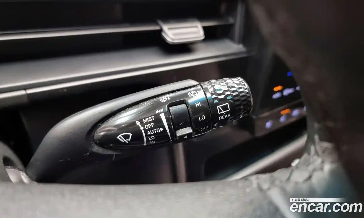 Hyundai Staria 2025 1.6 Автомат в Москве № 108286, фото 3