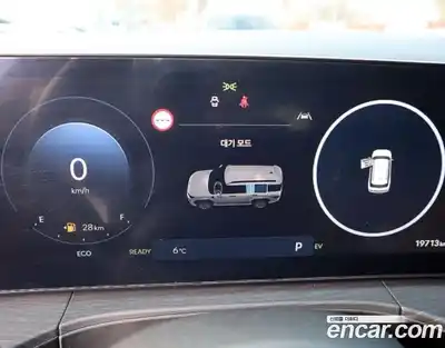 Hyundai Santa Fe 2024 1.6 Автомат в Москве № 108316, миниатюра 8