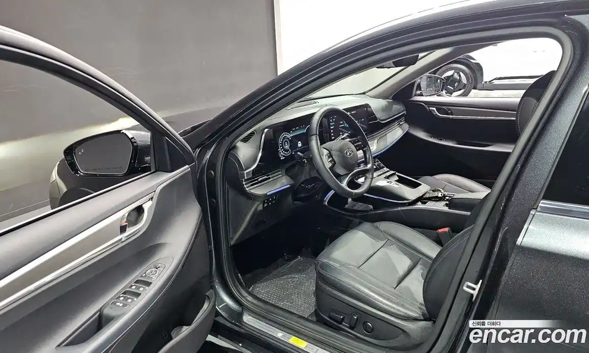 Hyundai Grandeur 2023 2.5 Автомат в Москве № 108362, фото 11