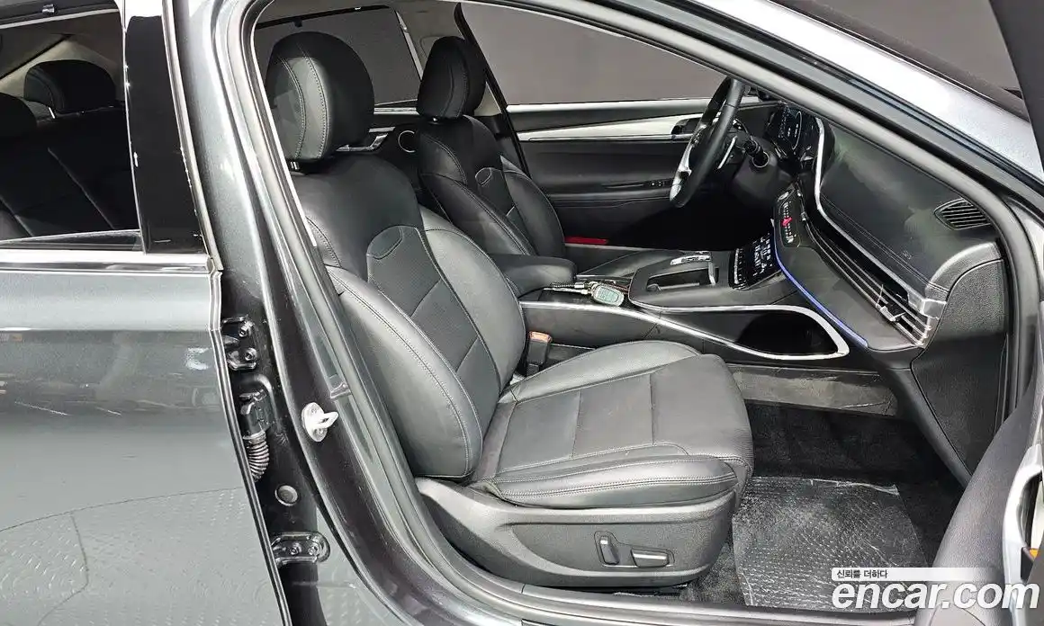 Hyundai Grandeur 2023 2.5 Автомат в Москве № 108362, фото 10