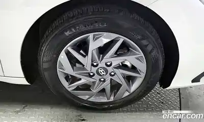 Hyundai Avante 2024 1.6 Автомат в Москве № 109133, миниатюра 4