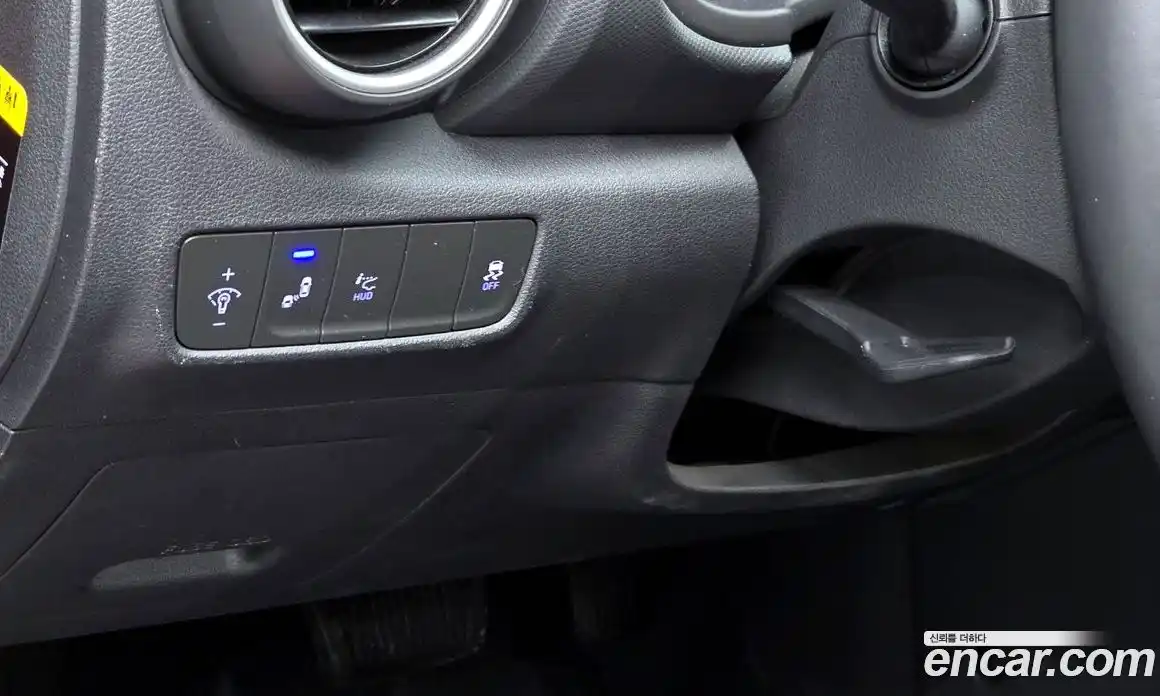 Hyundai Kona 2018 1.6 Автомат в Москве № 109724, фото 4