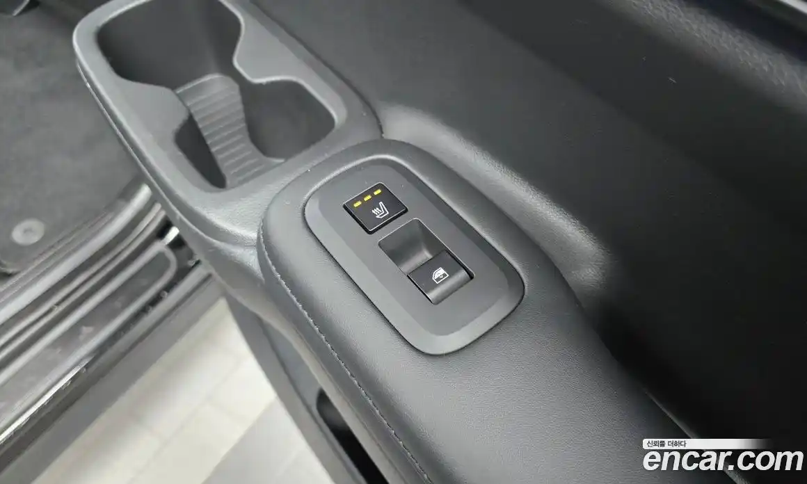 Hyundai Santa Fe 2024 1.6 Автомат в Москве № 110476, фото 19