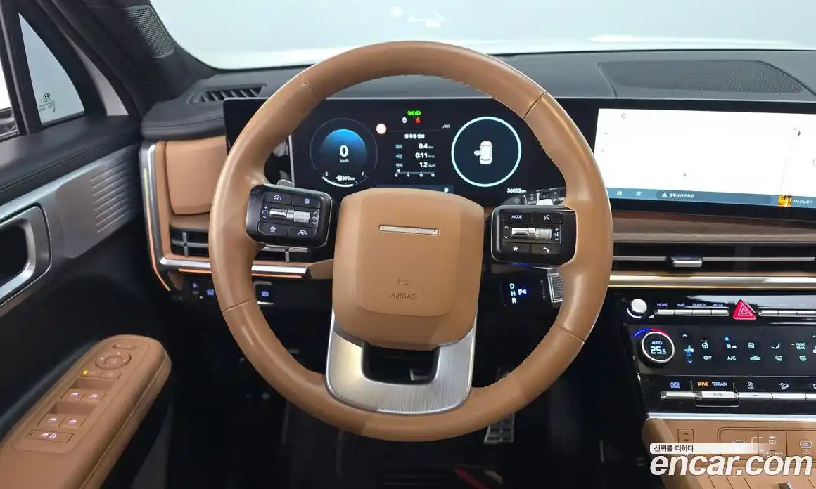 Hyundai Santa Fe 2024 2.5 Автомат в Москве № 111931, фото 16