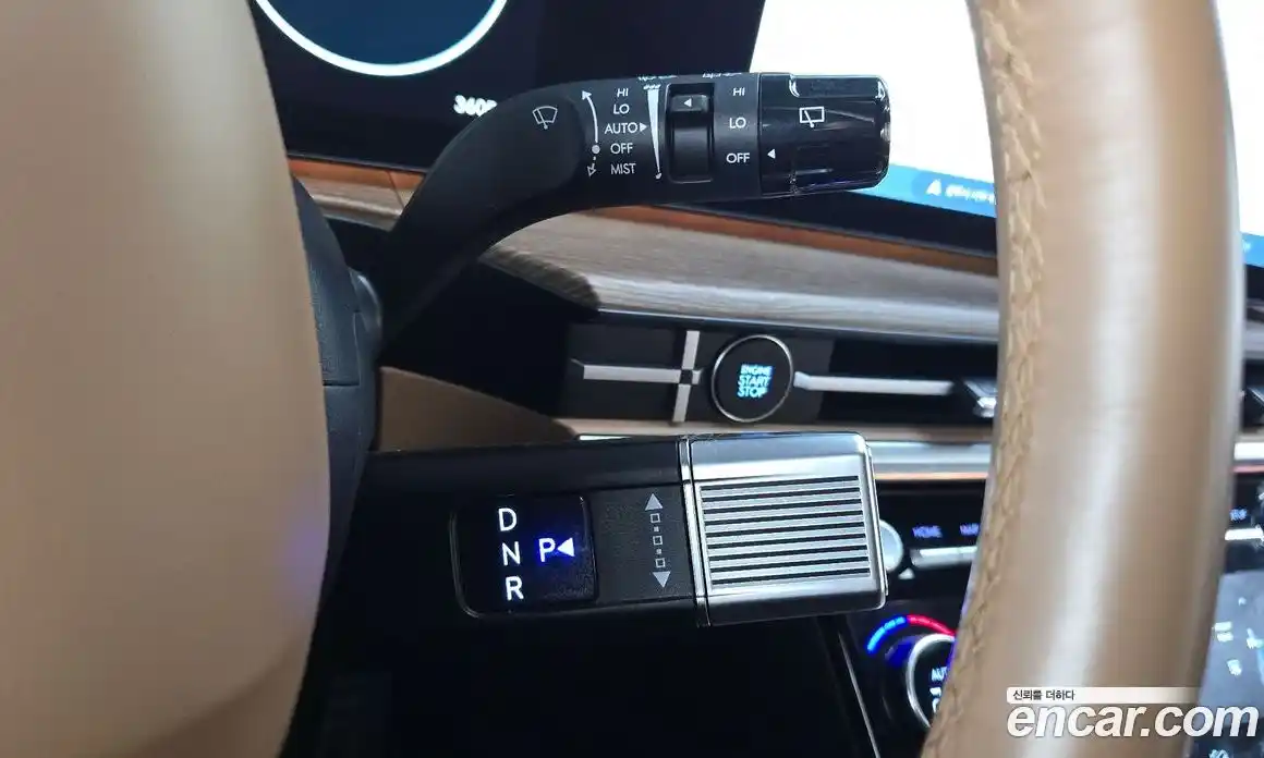 Hyundai Santa Fe 2024 2.5 Автомат в Москве № 111931, фото 17