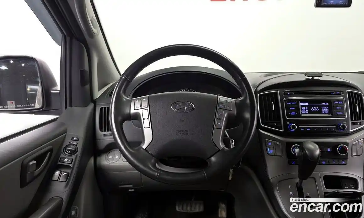 Hyundai Starex 2021 2.5 Автомат в Москве № 112369, фото 3