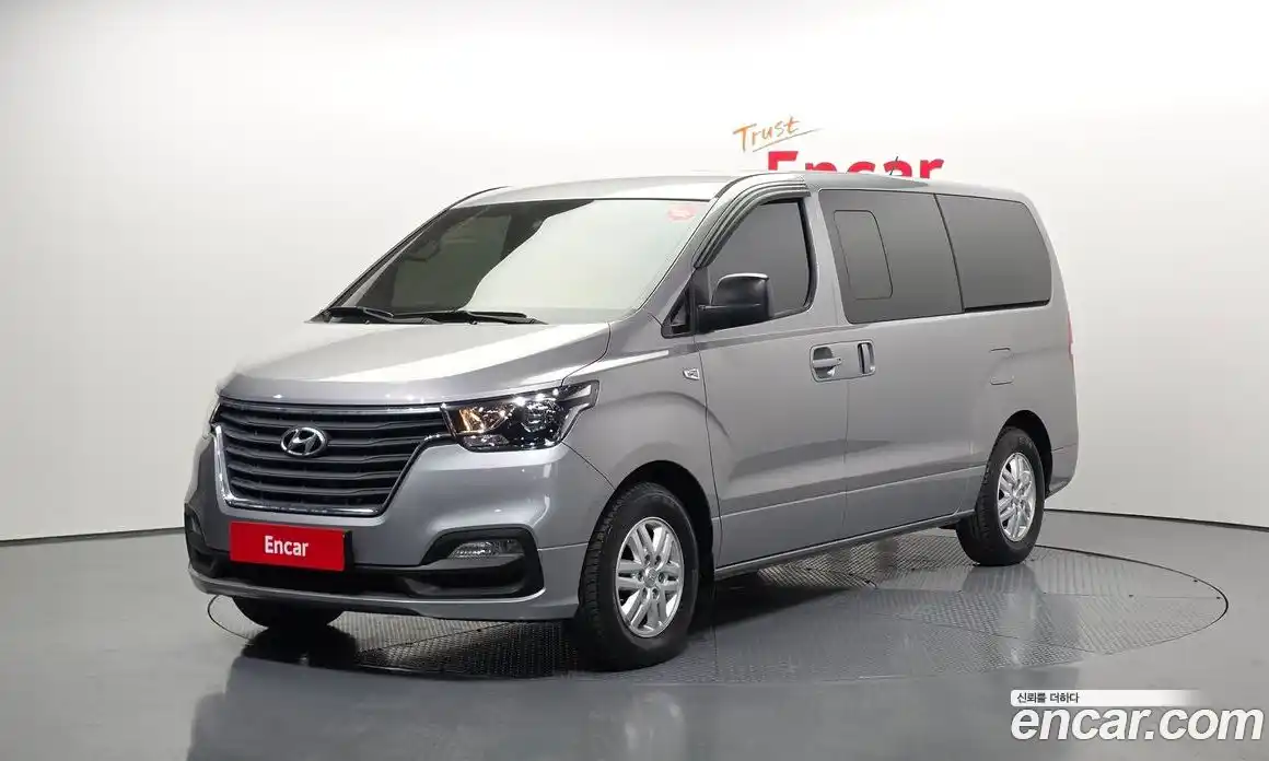 Hyundai Starex 2021 2.5 Автомат в Москве № 112369, фото 4
