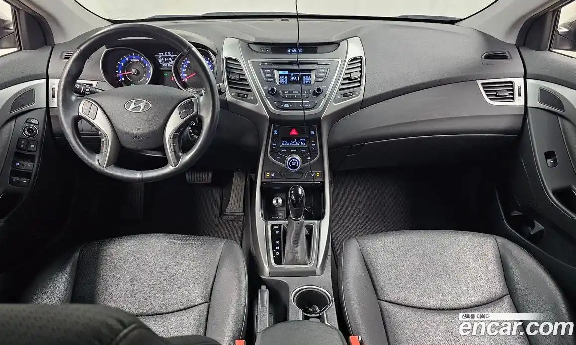 Hyundai Avante 2014 1.6 Автомат в Москве № 112444, фото 11