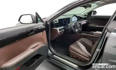 Hyundai Grandeur 2023 2.5 Автомат в Москве № 112445, миниатюра 2