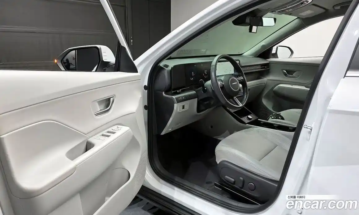 Hyundai Kona 2023 1.6 Автомат в Москве № 112585, фото 3