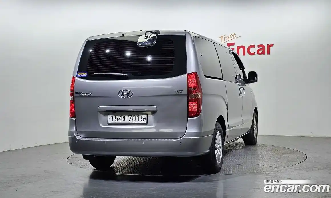 Hyundai Starex 2017 2.5 Автомат в Москве № 112813, фото 4