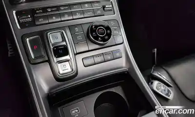 Hyundai Santa Fe 2023 2.5 Автомат в Москве № 112848, миниатюра 12