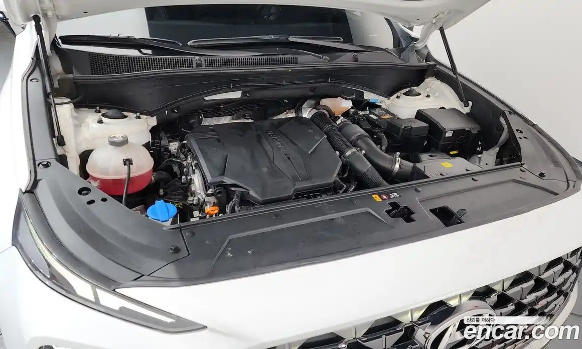 Hyundai Santa Fe 2023 2.5 Автомат в Москве № 112848, фото 7