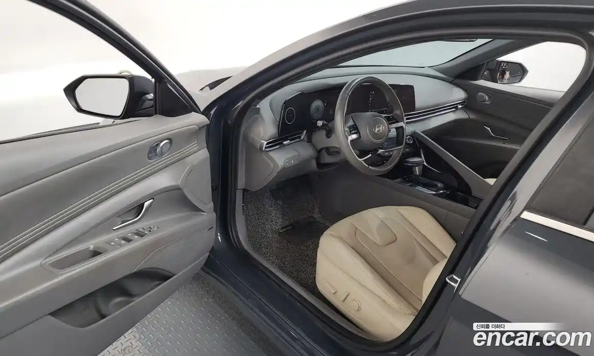 Hyundai Avante 2024 1.6 Автомат в Москве № 113107, фото 3