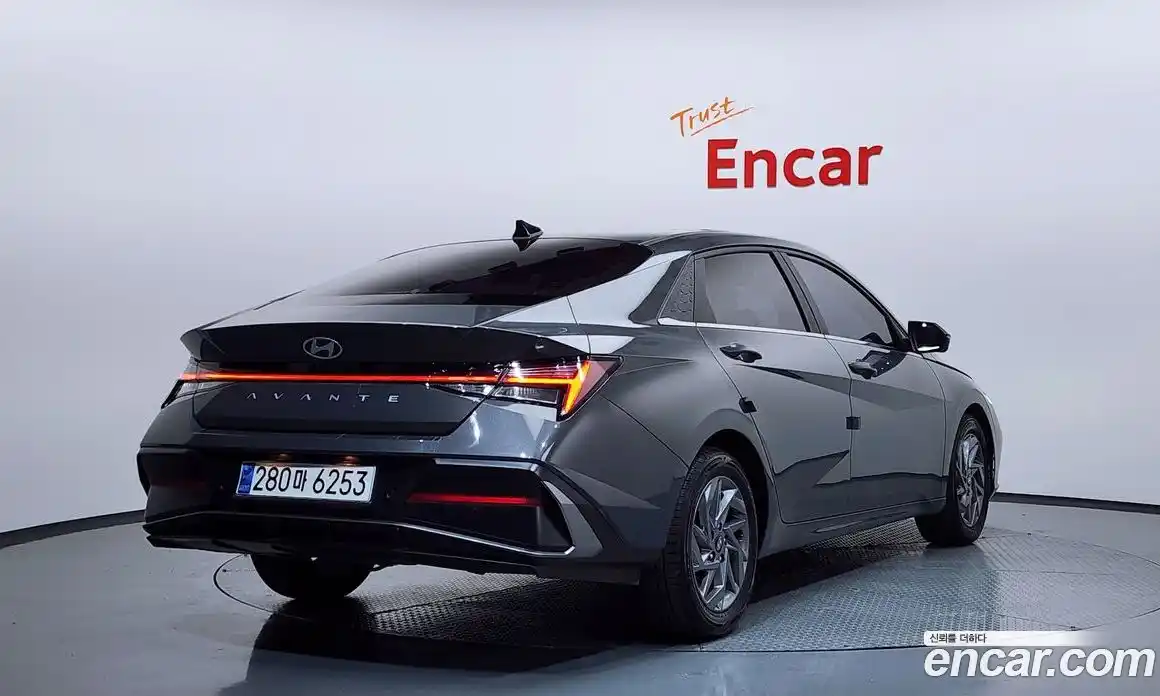 Hyundai Avante 2024 1.6 Автомат в Москве № 113107, фото 8