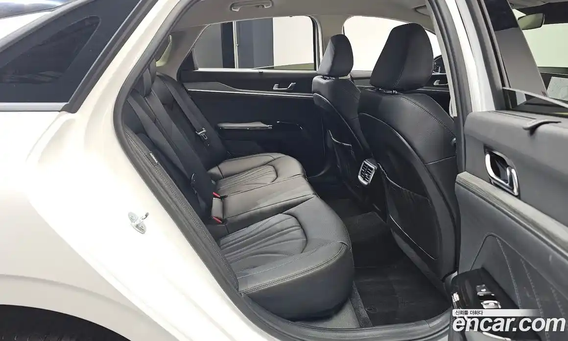 Kia K5 2025 1.6 Автомат в Москве № 114168, фото 13