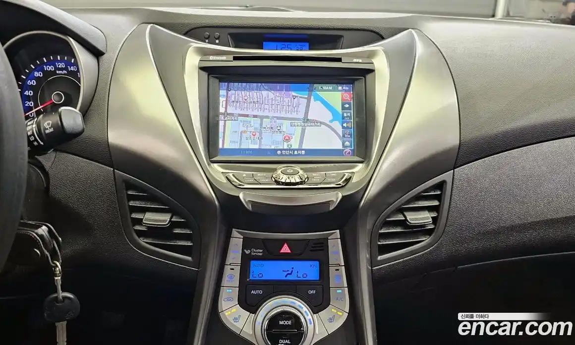 Hyundai Avante 2011 1.6 Механическая в Москве № 114844, фото 17