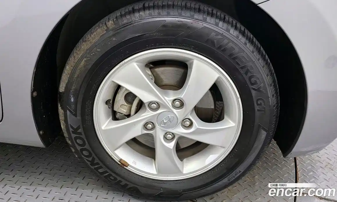 Hyundai Avante 2011 1.6 Механическая в Москве № 114844, фото 5