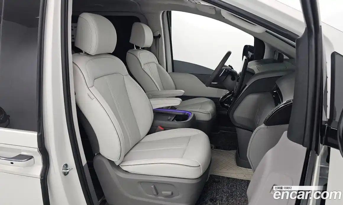 Hyundai Staria 2025 2.2 Автомат в Москве № 119511, фото 15