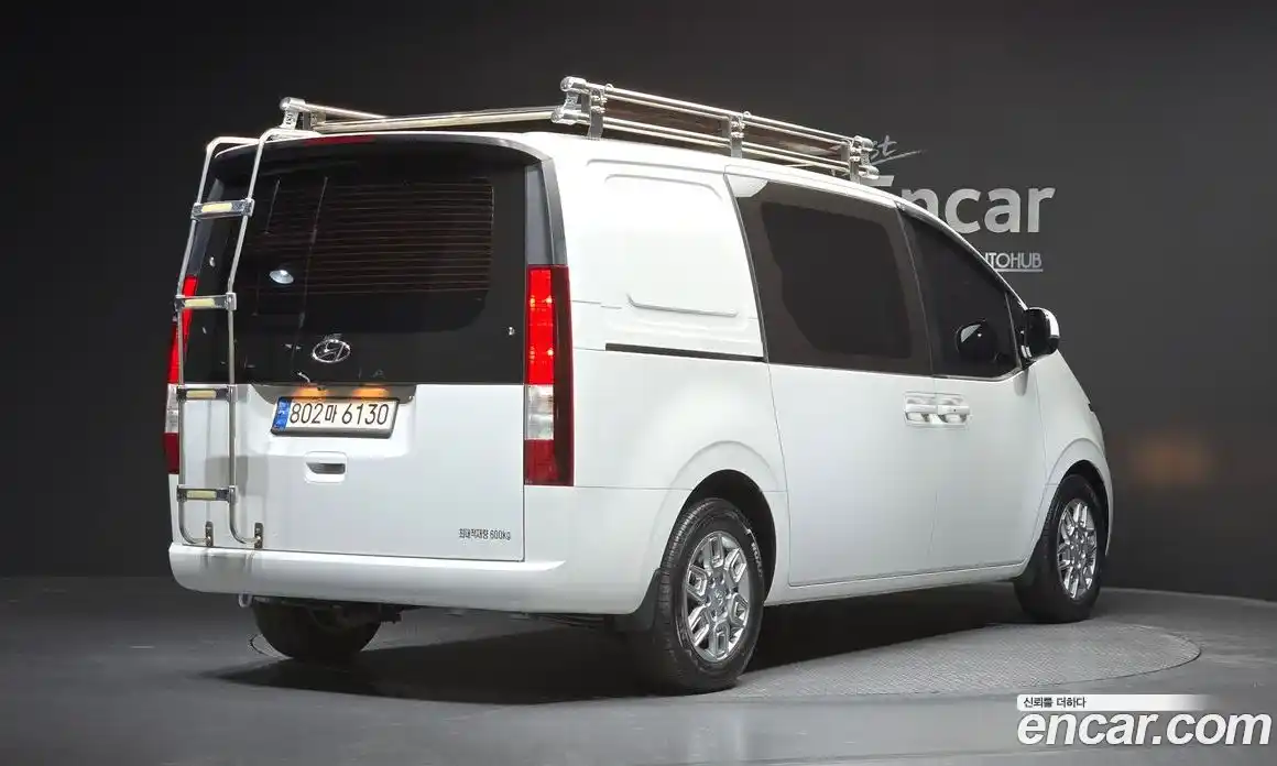 Hyundai Staria 2022 2.2 Автомат в Москве № 119799, фото 16